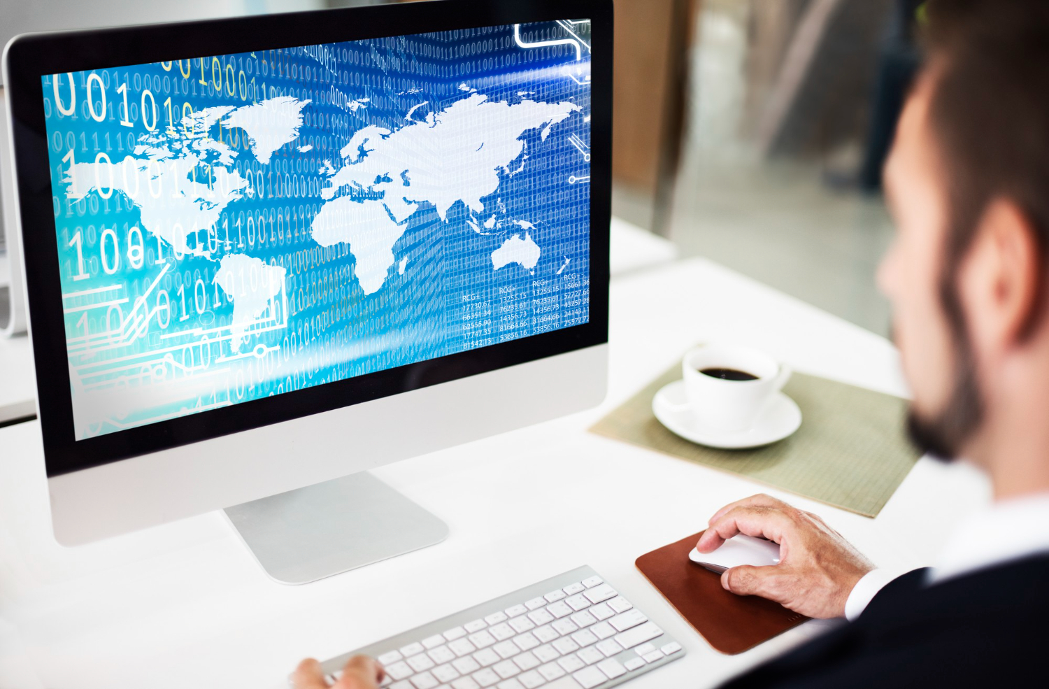10 Must-Have Features in Your Logistics Management Software - Taabi